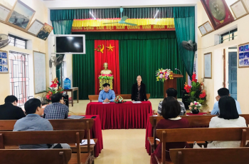 Lớp Trung cấp Lý luận Chính trị K177 huyện Thạch Hà đi nghiên cứu thực tế