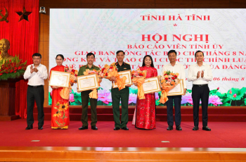 Trường Chính trị Trần Phú đạt nhiều...