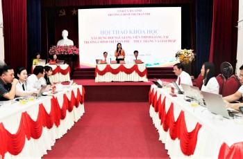 Hội thảo khoa học “Xây dựng đội ngũ...